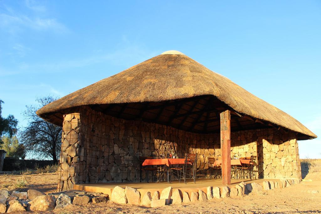 Auas Safari Lodge Windhoek Eksteriør billede