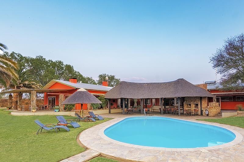 Auas Safari Lodge Windhoek Eksteriør billede